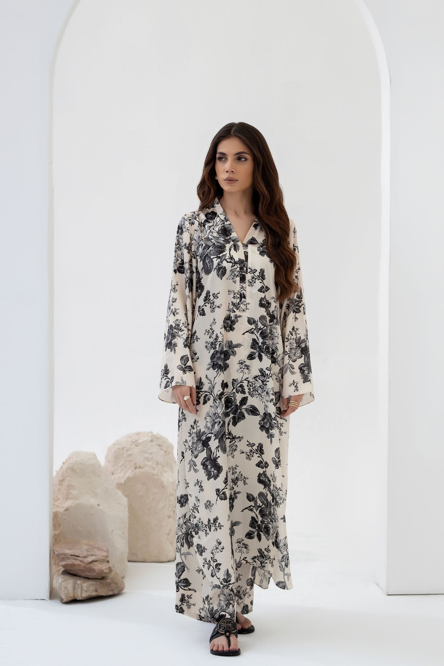 Classic Cream & Black Rose - Printed Silk Coord